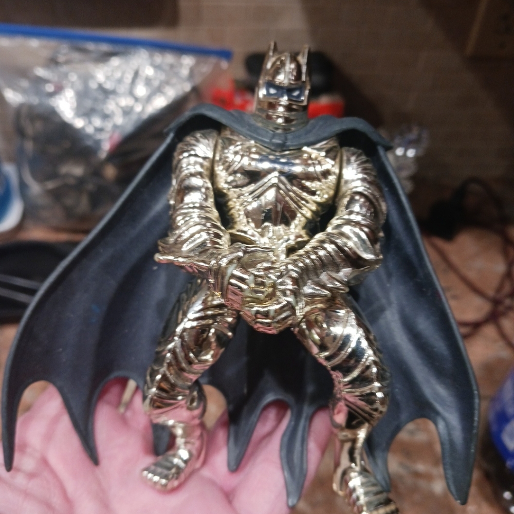 Vintage 1994 DC Comics Chrome Batman Toy Raising Arms with Cape Action Figure